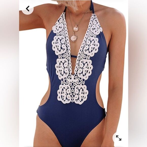 New with tags CUPSHE Happy Ending Solid One-Piece Swimsuit Size M Blue - Picture 1 of 13